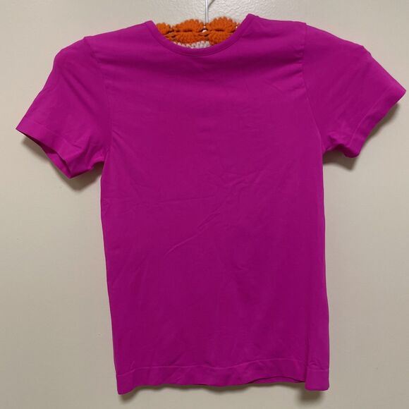 HTF Skims Fits Everybody Short Sleeve T-Shirt -Fuchsia Pink M Barbiecore - Picture 2 of 7